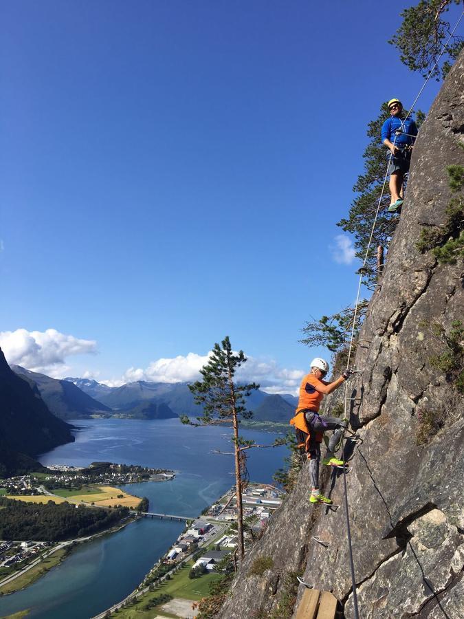 Grand Hotel – by Classic Norway Hotels Åndalsnes Exterior foto